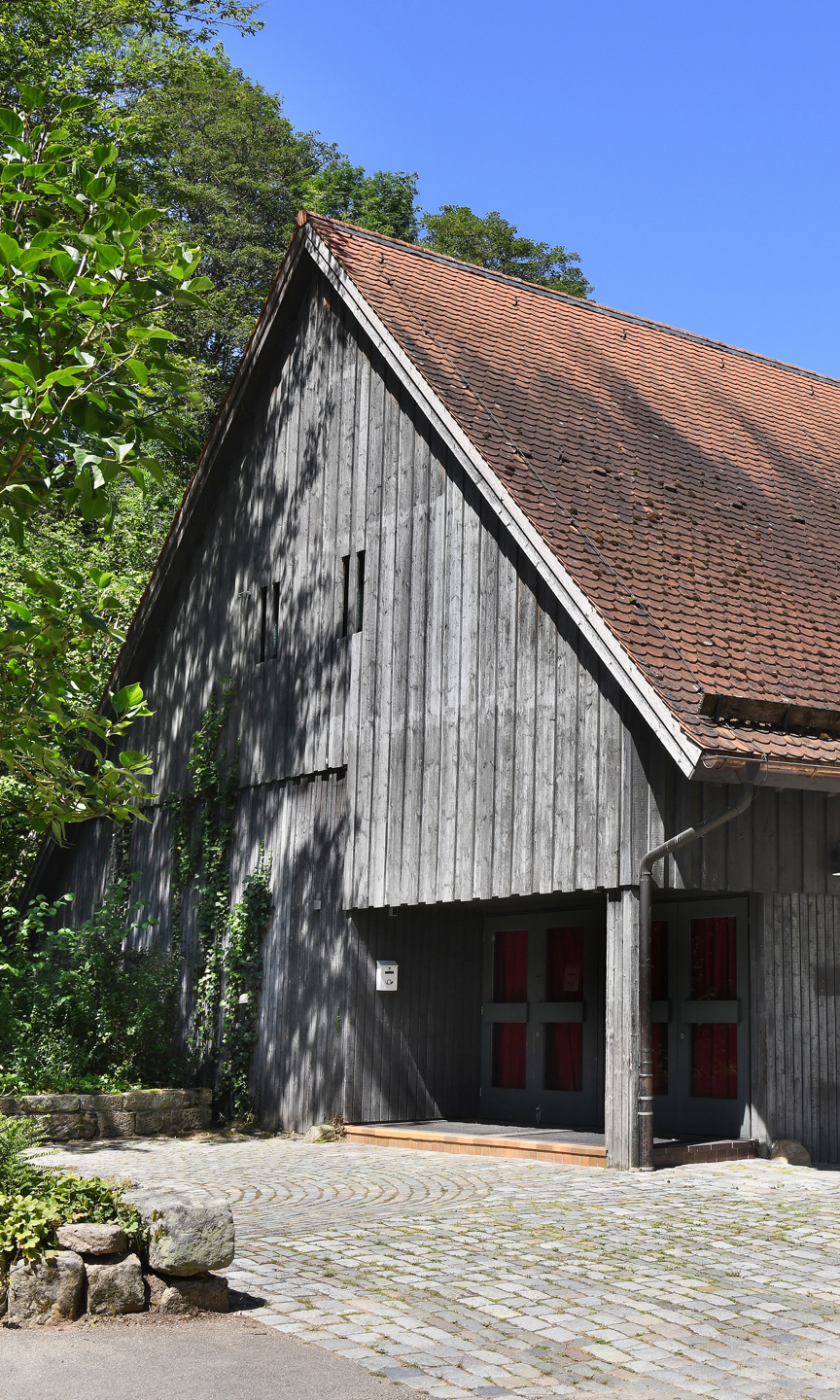 © Stadt Leinfelden-Echterdingen Außenansicht der Kulturscheuer Mäulesmühle. Holzhaus